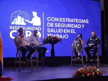 Superintendente Orlando Clavijo participa en conversatorio en el Congreso "Inseguridad cero 2022"