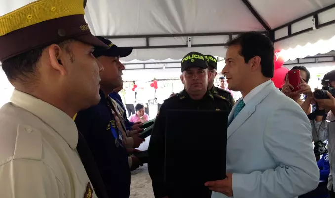 En Barranquilla, Superintendente hace reconocimiento a labor de los guardas del Caribe